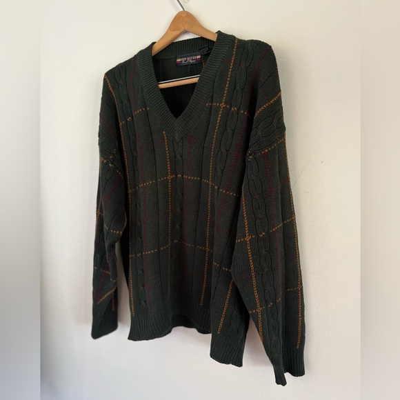 New River For J Riggings V Neck 90's Preppy Cable Knit Sweater Medium - Picture 2 of 6